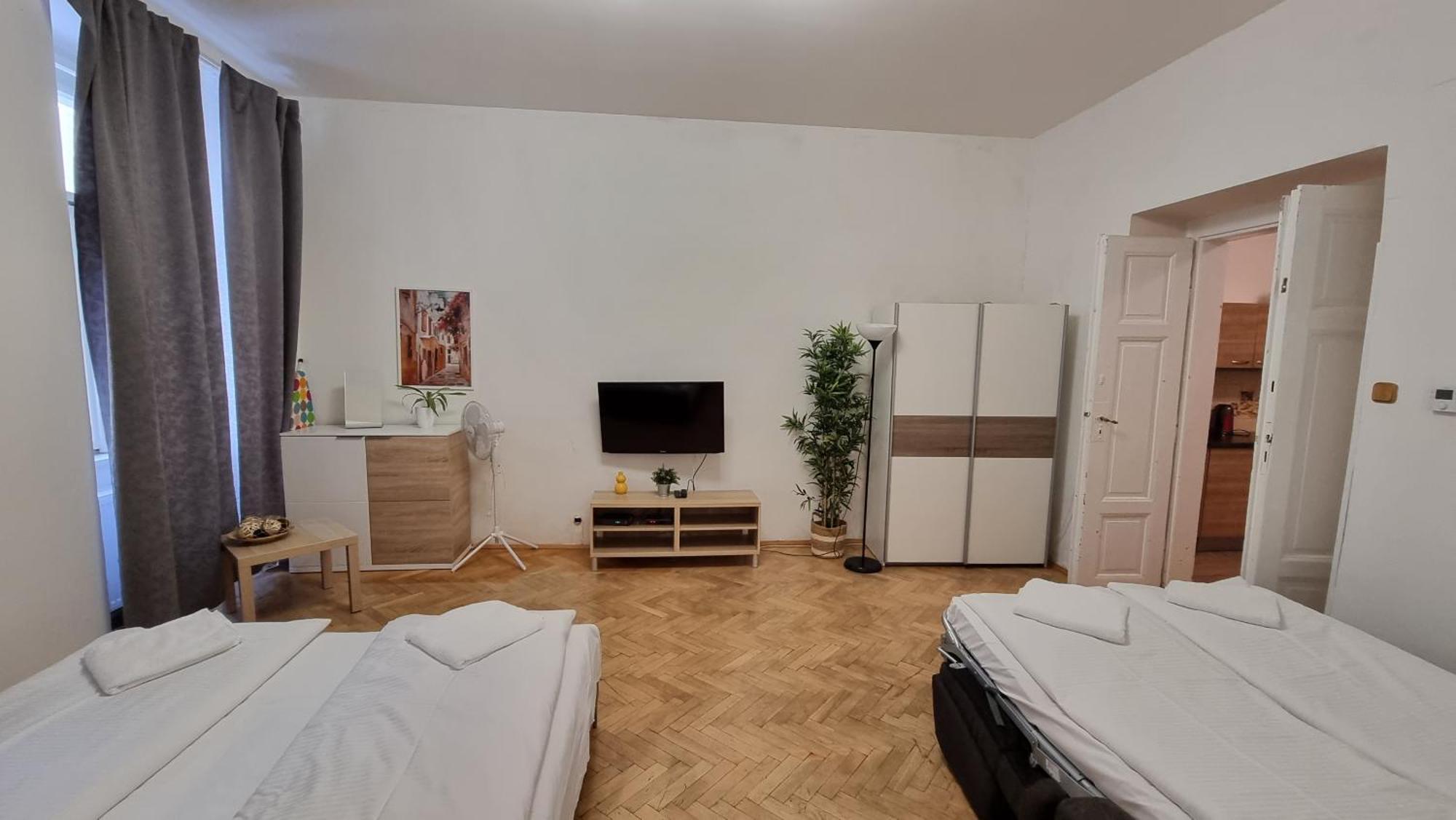 Krakovska 20 * Praga
